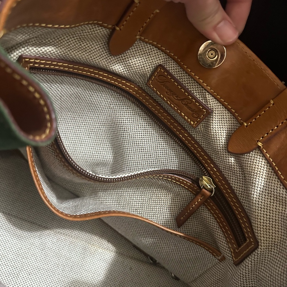 *SOLD* Dooney & Bourke Tan Florentine Leather Bag & Matching Wallet, Dust Bag - Picture 8 of 13